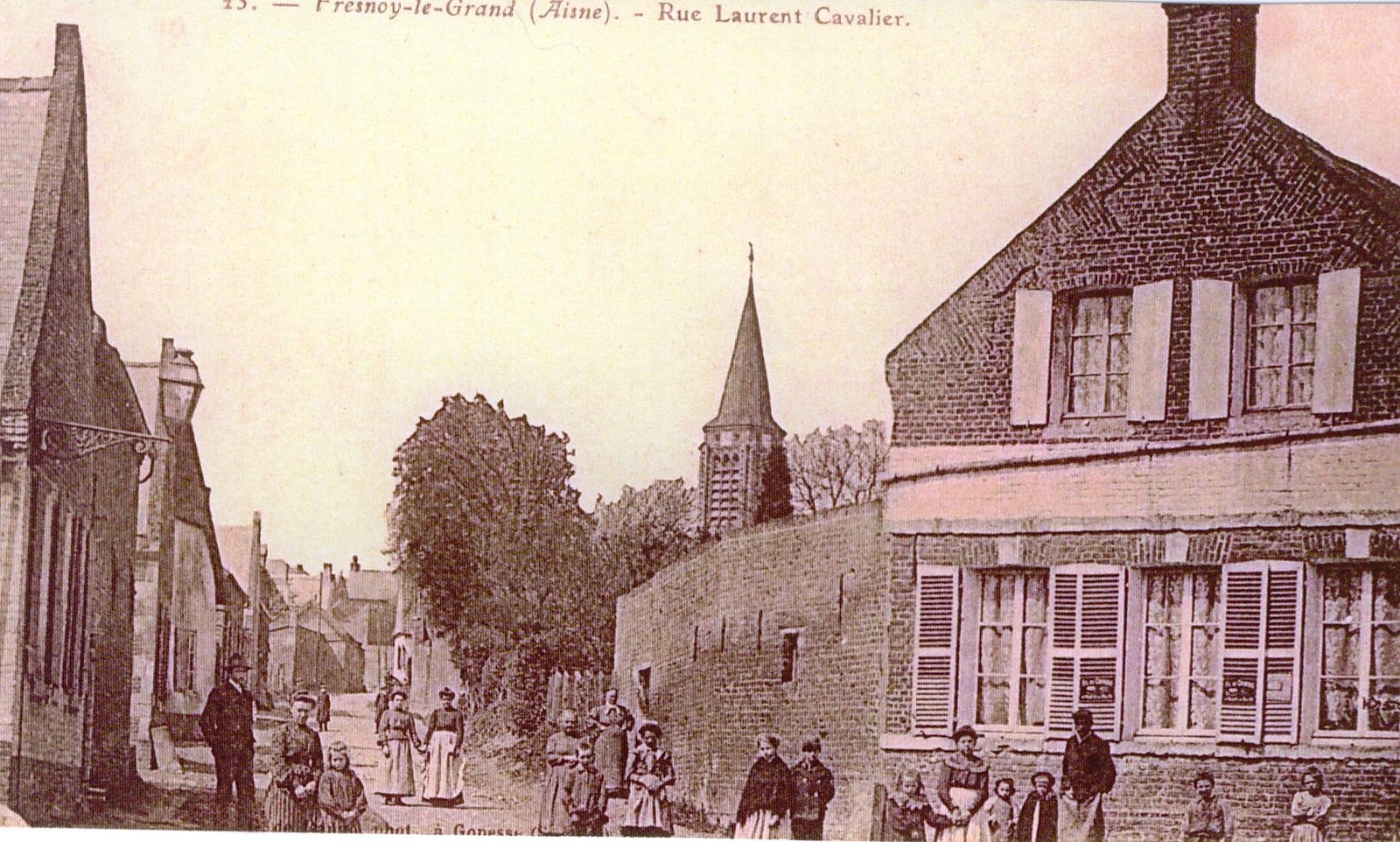 Photos et carte postales anciennes de FresnoyleGrand Mairie de