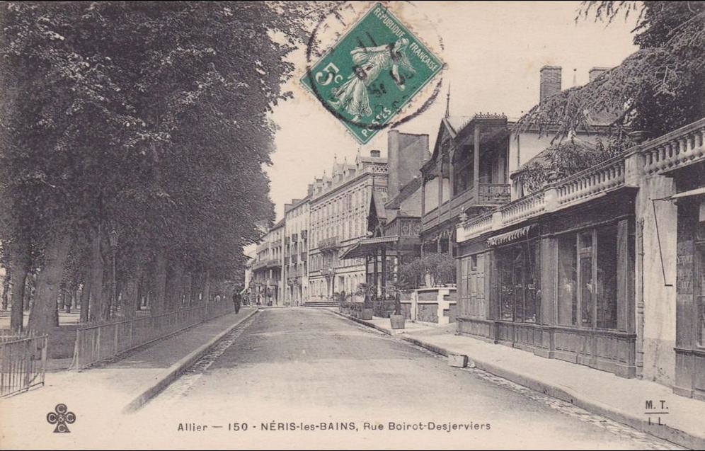 Photos et carte postales anciennes de NérislesBains Mairie de NérislesBains et sa ville