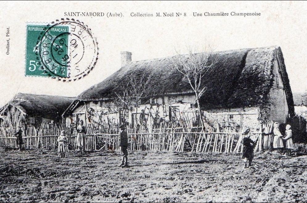 Photos et carte postales anciennes de SaintNabordsurAube Mairie de