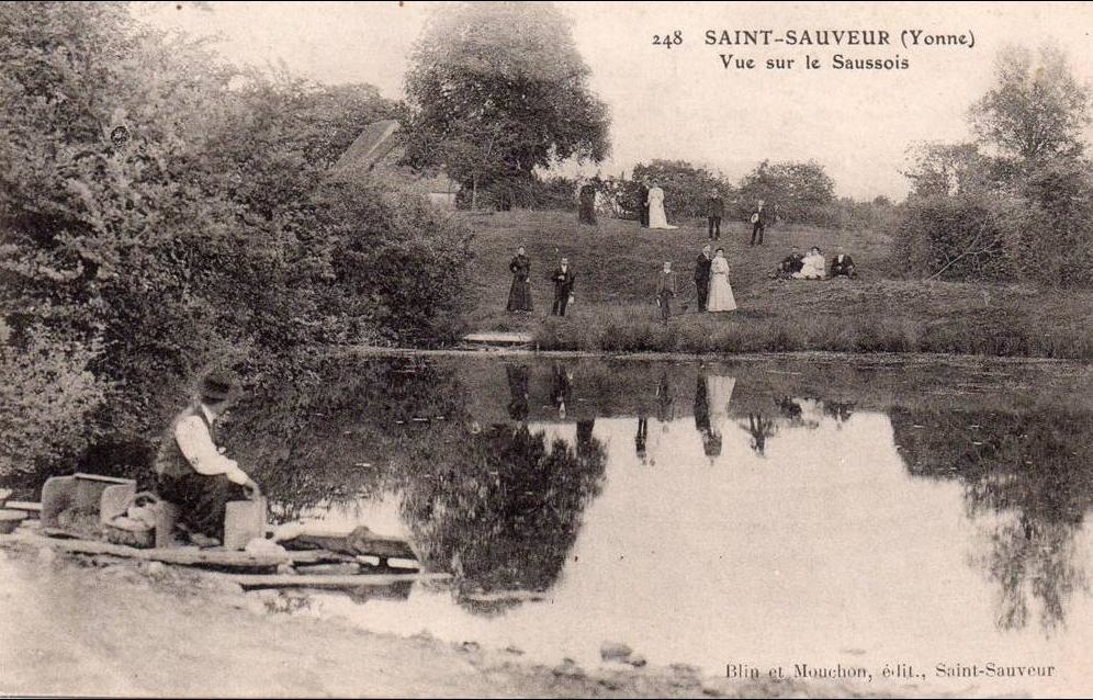 Photos et carte postales anciennes de SaintSauveurenPuisaye Mairie