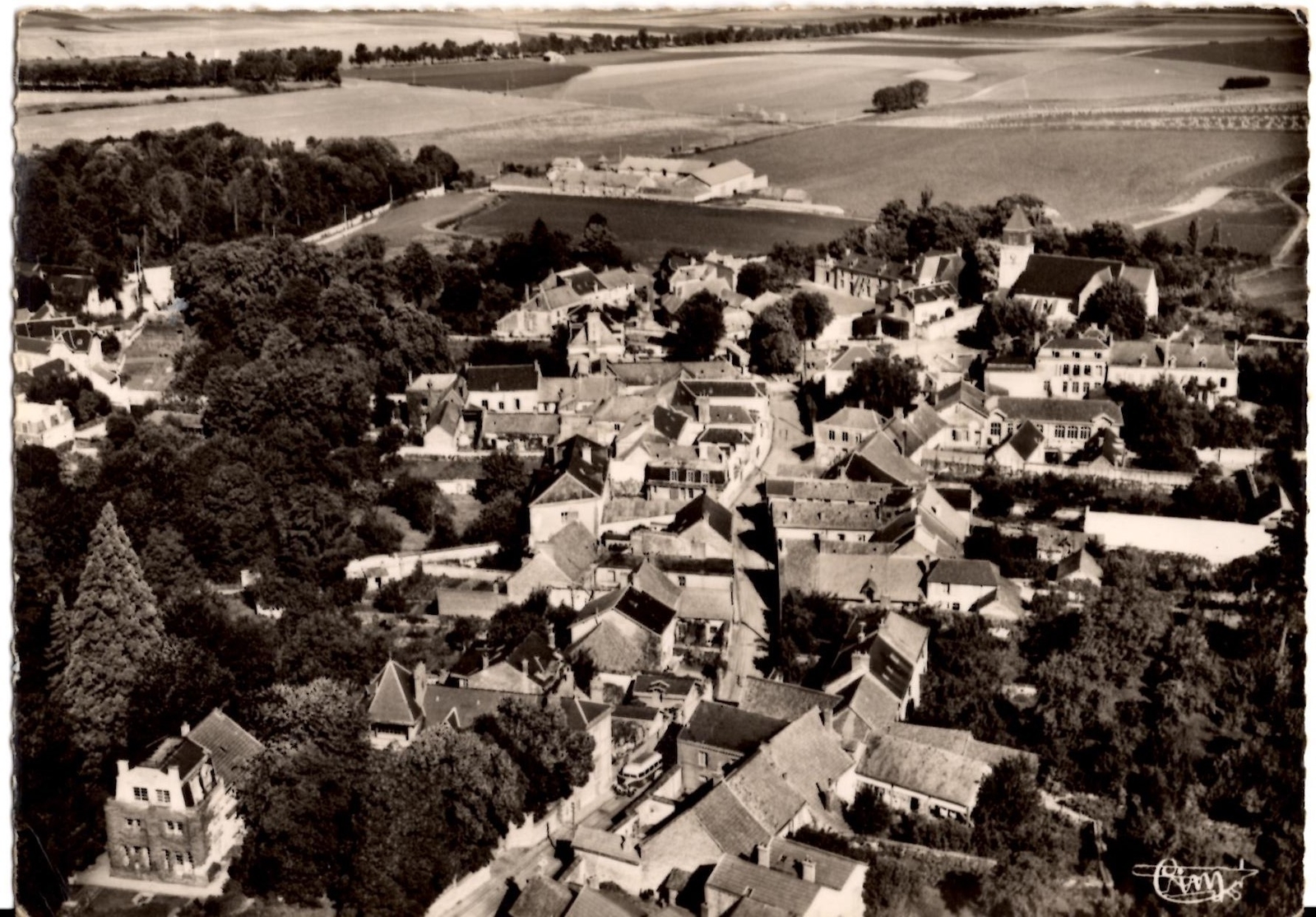 Photos et carte postales anciennes de VillersAllerand Mairie de